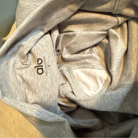 Alo Yoga Heather Gray Alosoft Intuition Long Sleeve Bra w/High Waist Leggings - Picture 11 of 16